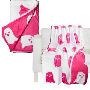 Viral Pink Ghost Tik Tok Blanket XL